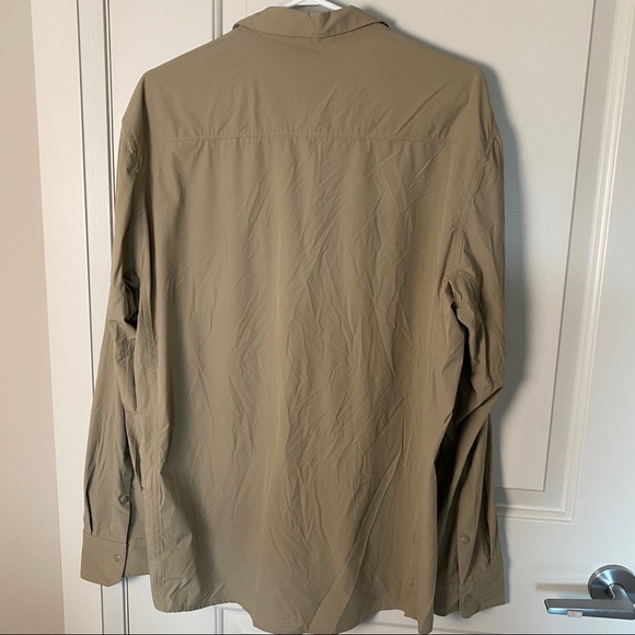 MEC insect-repelling hiking shirt size L - Picture 2 of 9